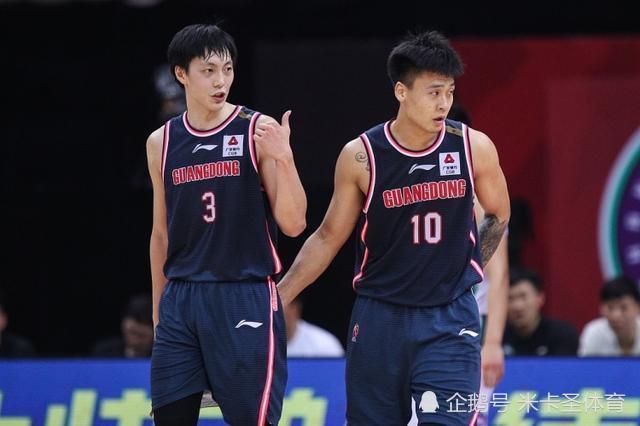 伊人亚洲综合网成人